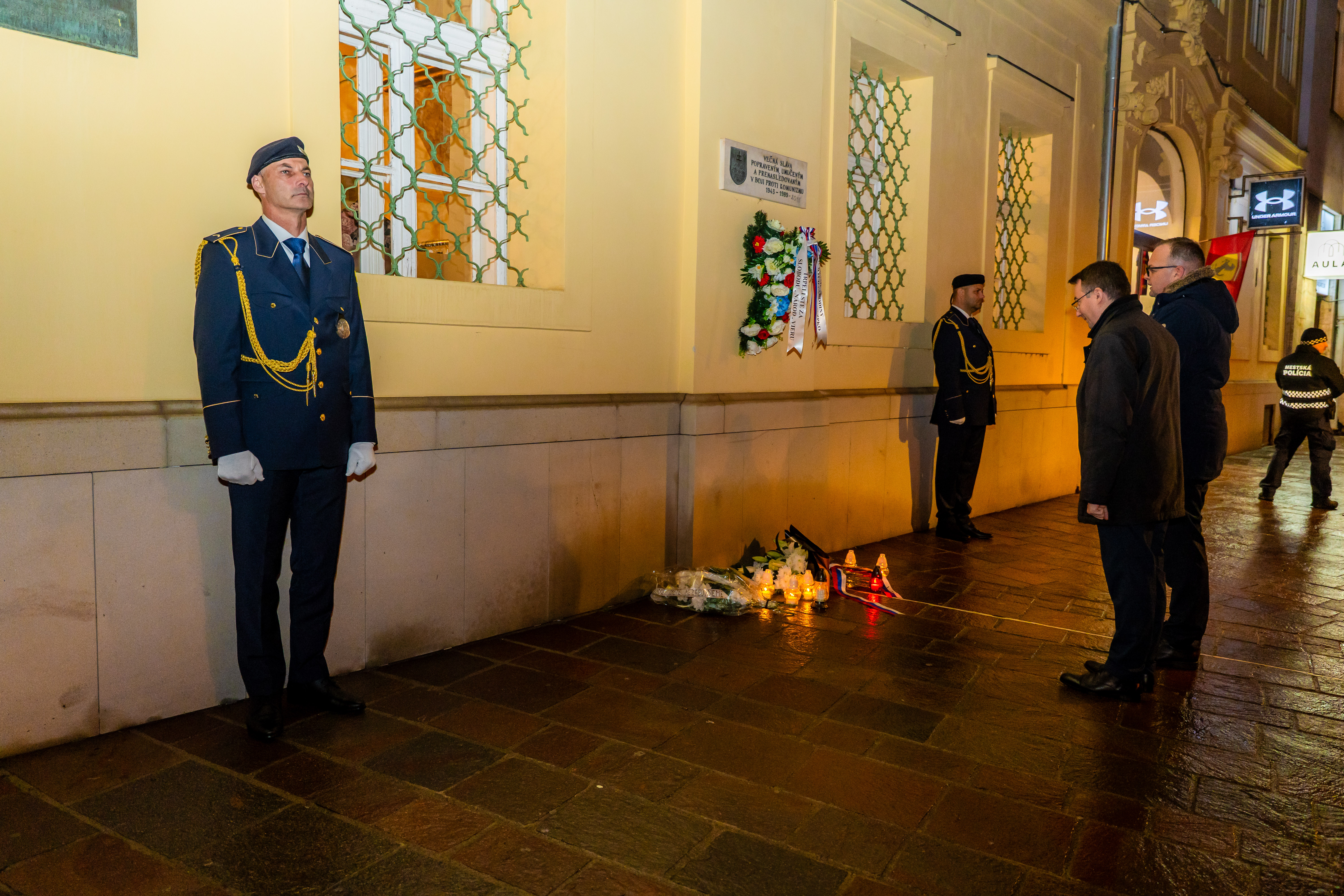 Pietna spomienka - Den boja za slobodu a demokraciu-34